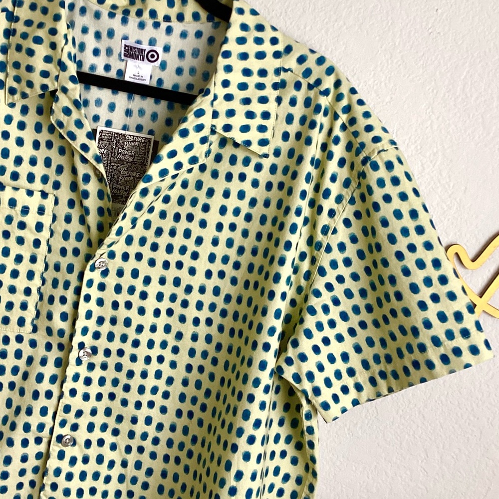 \Target\ NWT Black History Month Collab Button Down Shirt - Picture 3 of 14